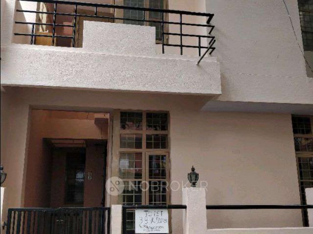 2 BHK House For Sale In Defence Colony