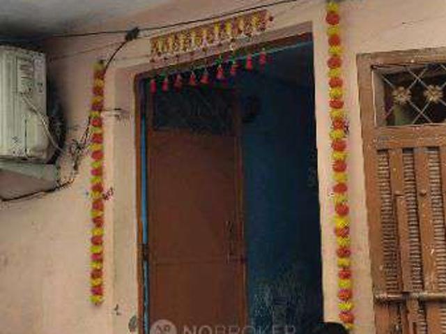 2 BHK House For Sale In Khajoori Khas