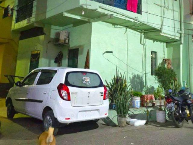 4 BHK House For Sale In P4jf+rcm, Near Authority, Block 7, Pocket 1, Sector 16, Rohini, Delhi, 110089, India