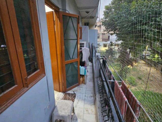 2 BHK House For Sale In Shalimar Bagh
