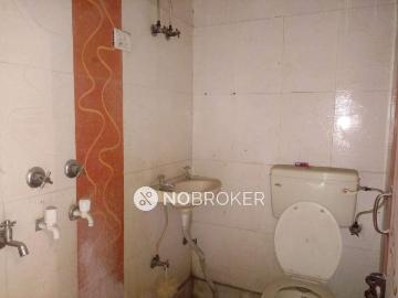 House for sale in Krishna Park West Delhi - Garden