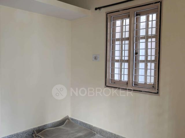 2 BHK Flat In Komalamba Nilaya for Rent In J. P. Nagar 4th