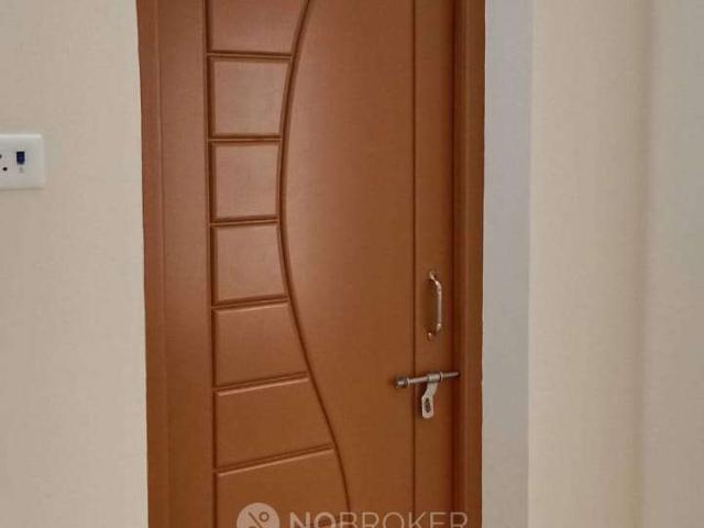 2 BHK Flat In Standalone Builing for Rent In Porur