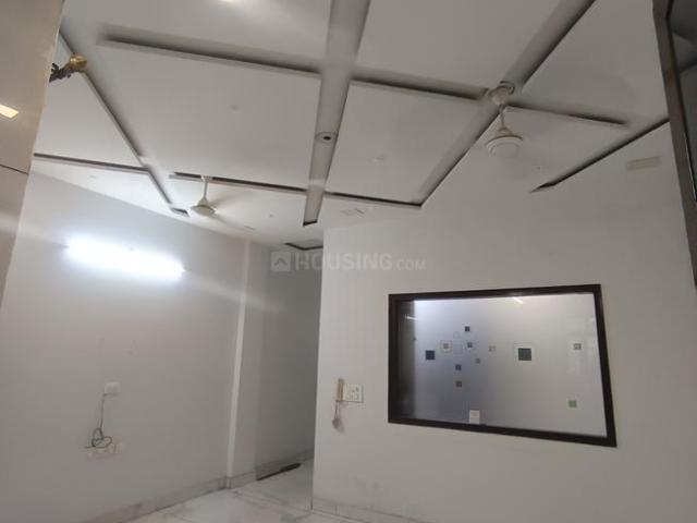2 BHK Independent Builder Floor in Mukherjee Nagar for rent New Delhi. The reference number is 20931721