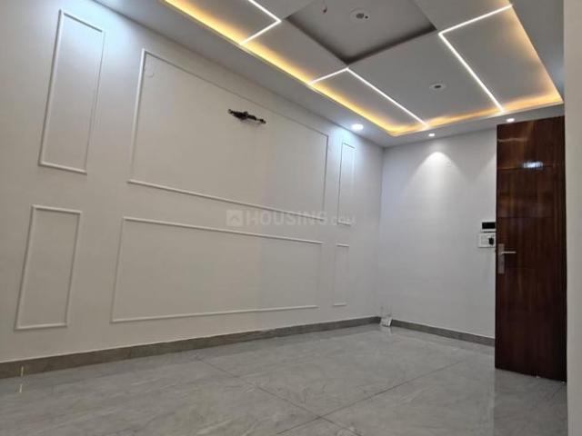 2 BHK Independent Builder Floor in Mukherjee Nagar for resale New Delhi. The reference number is 18156398