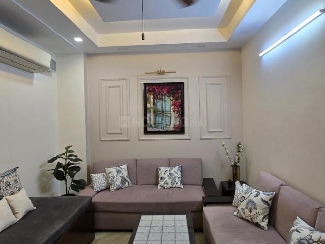2 BHK Independent Builder Floor in Mukherjee Nagar for resale New Delhi. The reference number is 18247441