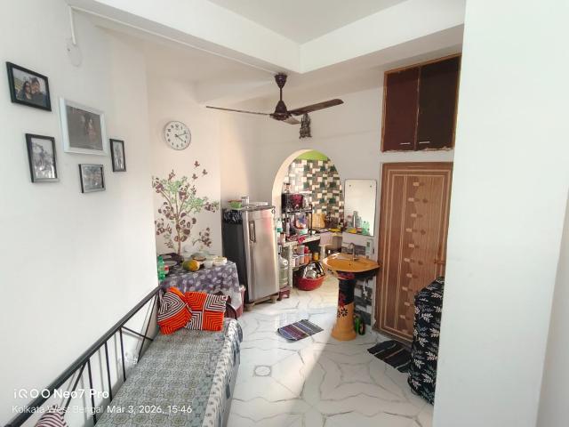 2 BHK Independent Builder Floor in Mukundapur for resale Kolkata. The reference number is 21001491