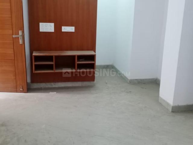 2 BHK Independent Builder Floor in Munirka for rent New Delhi. The reference number is 17905015