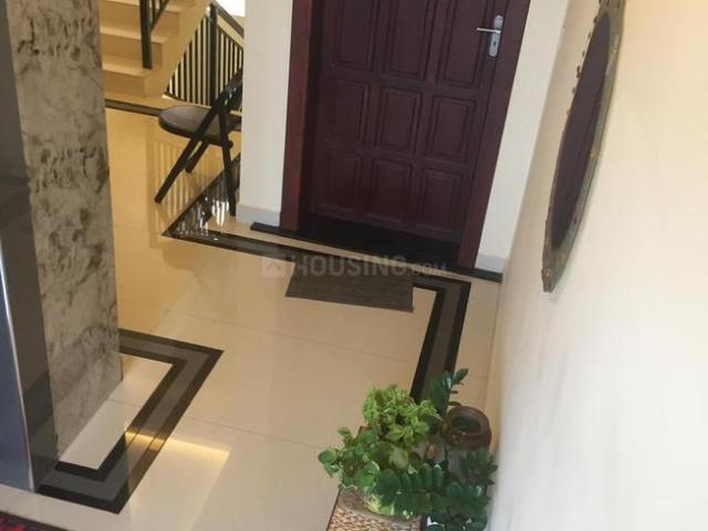 2 BHK Independent Builder Floor in M.G. Road for rent Kochi. The reference number is 20492829