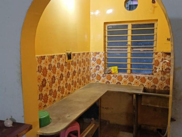 2 BHK Independent Builder Floor in Madhyamgram for resale Kolkata. The reference number is 11445519