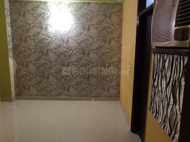 2 BHK Independent Builder Floor in Mahavir Enclave for rent New Delhi. The reference number is 20240299
