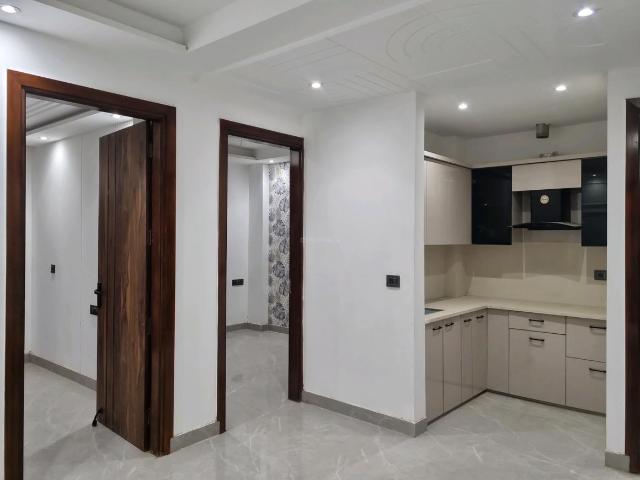 2 BHK Apartment in Mahavir Enclave for resale New Delhi. The reference number is 20759851