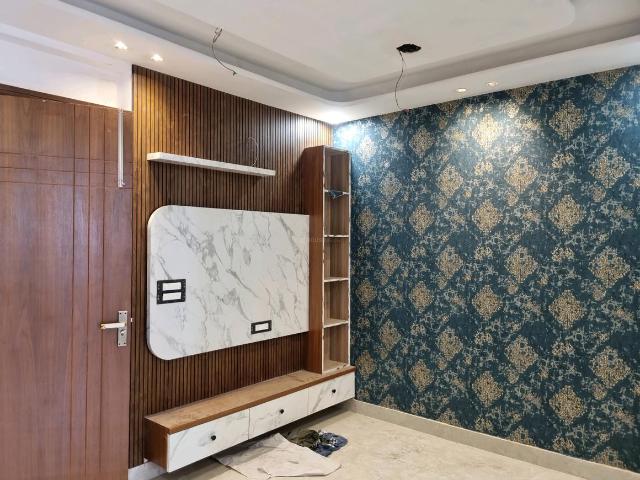 2 BHK Apartment in Mahavir Enclave for resale New Delhi. The reference number is 20854866