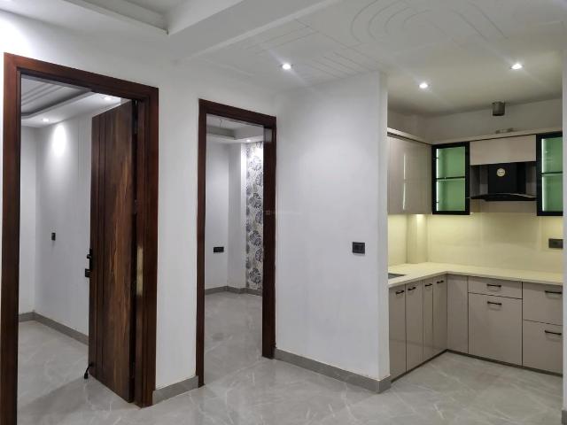 2 BHK Apartment in Mahavir Enclave for resale New Delhi. The reference number is 20854877