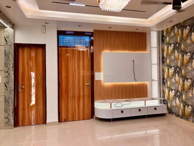 2 BHK Independent Builder Floor in Mahavir Enclave for resale New Delhi. The reference number is 20895282