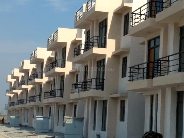 2 BHK Independent Builder Floor in Mahurali for resale Ghaziabad. The reference number is 6562577