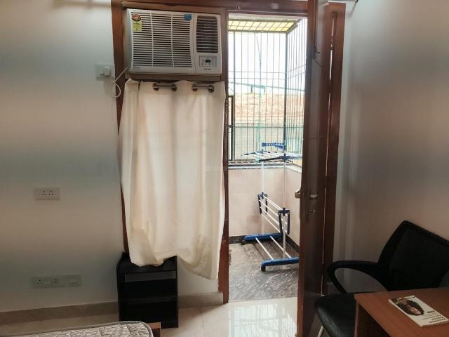2 BHK Independent Builder Floor in Malviya Nagar for rent New Delhi. The reference number is 19980595