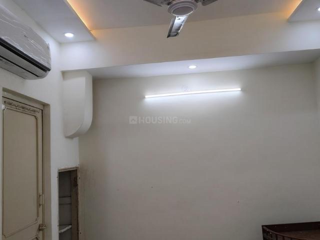 2 BHK Independent Builder Floor in Malviya Nagar for rent New Delhi. The reference number is 21358872