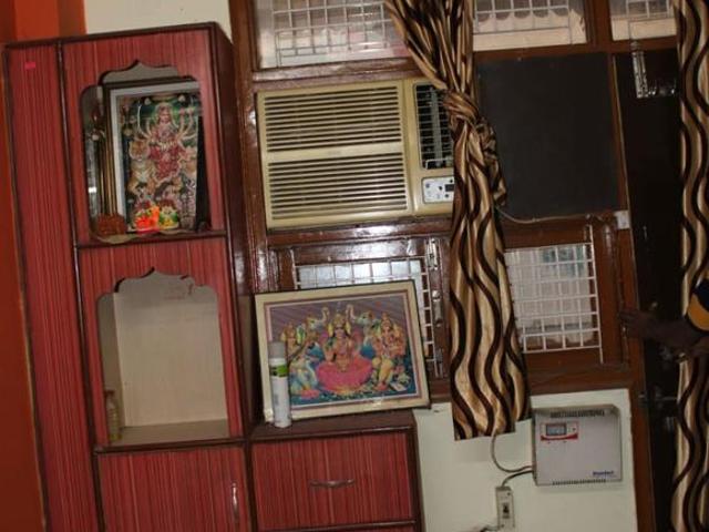 2 BHK Independent Builder Floor in Mansa Ram Park for rent New Delhi. The reference number is 8466092