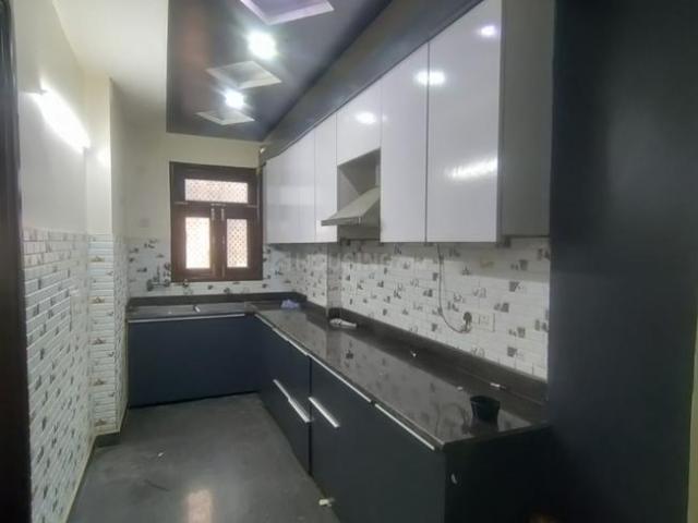 2 BHK Independent Builder Floor in Mansa Ram Park for rent New Delhi. The reference number is 21066686