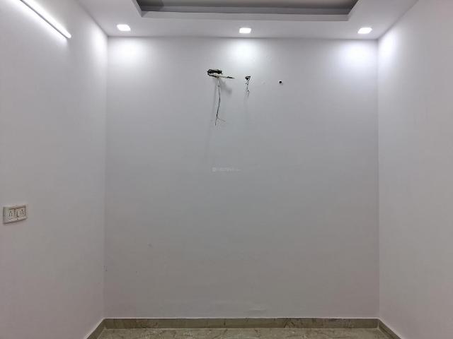 2 BHK Independent Builder Floor in Mansarover Garden for rent New Delhi. The reference number is 19948595