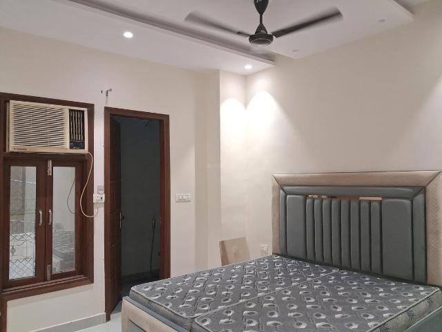 2 BHK Independent Builder Floor in Mansarover Garden for rent New Delhi. The reference number is 21263039