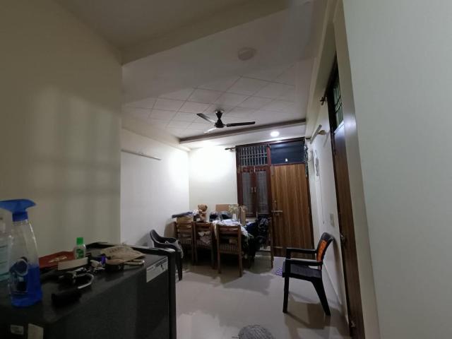 2 BHK Independent Builder Floor in Mayur Vihar Phase 1 for rent New Delhi. The reference number is 18796276
