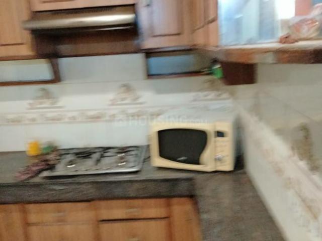 2 BHK Independent Builder Floor in Mayur Vihar Phase 1 for rent New Delhi. The reference number is 19890880