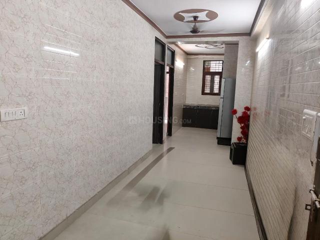 2 BHK Independent Builder Floor in Mayur Vihar Phase 1 for rent New Delhi. The reference number is 19981496