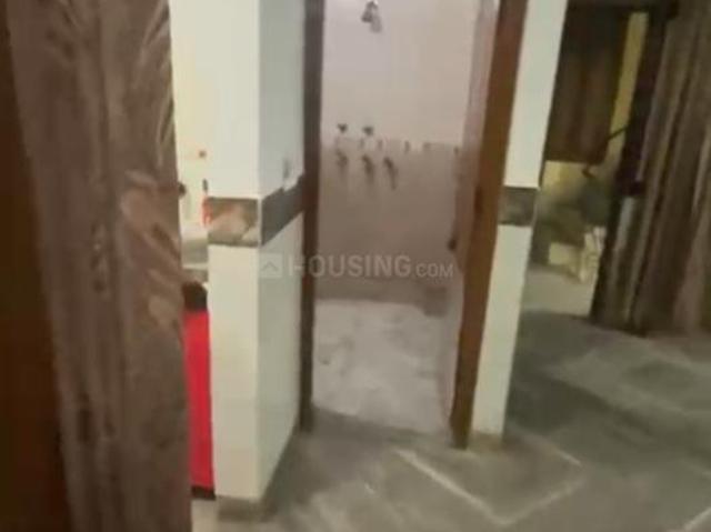 2 BHK Independent Builder Floor in Mayur Vihar Phase 1 for rent New Delhi. The reference number is 20293239