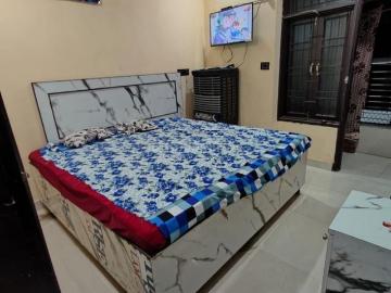 2 BHK Independent Builder Floor in Mayur Vihar Phase 1 for rent New Delhi. The reference number is 20392604