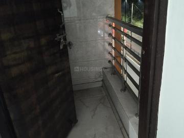 2 BHK Independent Builder Floor in Mayur Vihar Phase 1 for rent New Delhi. The reference number is 20556544