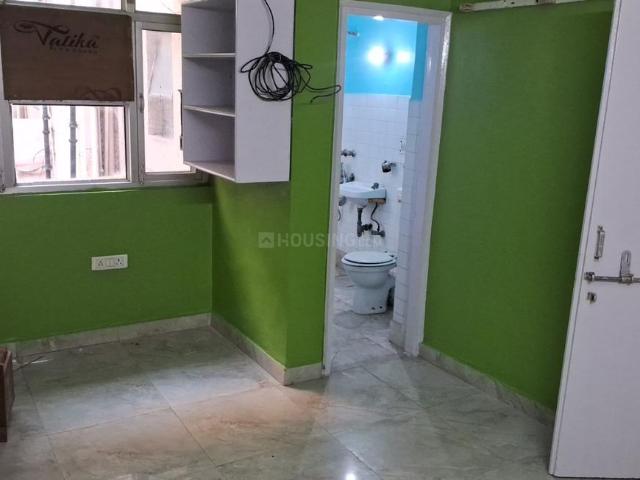 2 BHK Independent Builder Floor in Mayur Vihar Phase 1 for rent New Delhi. The reference number is 20571148