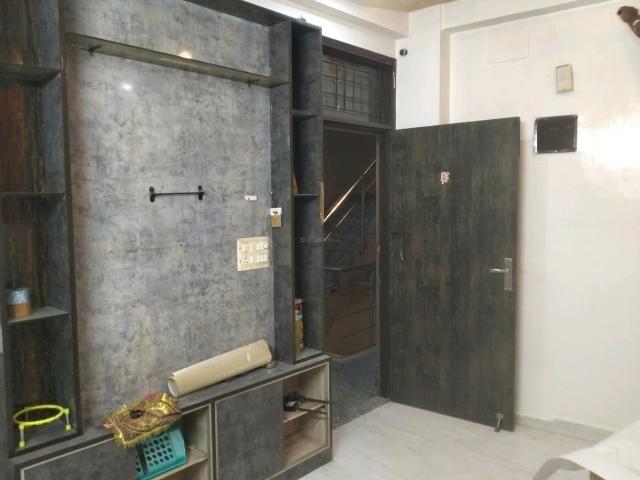 2 BHK Independent Builder Floor in Mayur Vihar Phase 1 for rent New Delhi. The reference number is 20701058
