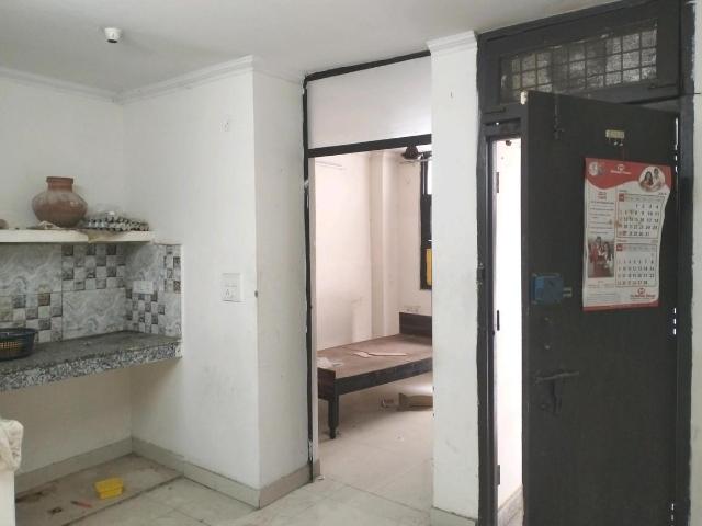 2 BHK Independent Builder Floor in Mayur Vihar Phase 1 for rent New Delhi. The reference number is 20852391