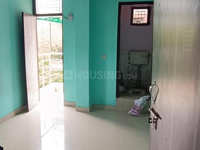 2 BHK Independent Builder Floor in Mayur Vihar Phase 1 for rent New Delhi. The reference number is 20863755