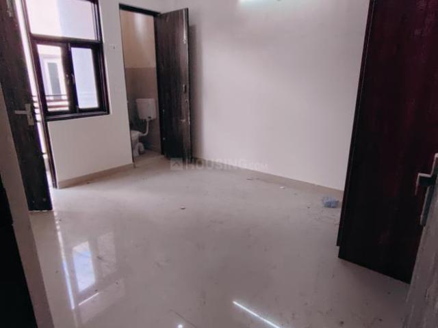 2 BHK Independent Builder Floor in Mayur Vihar Phase 1 for rent New Delhi. The reference number is 21108878
