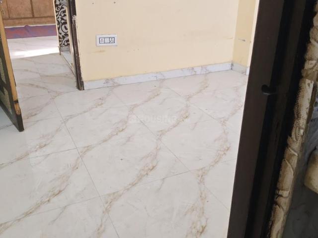 2 BHK Independent Builder Floor in Mayur Vihar Phase 1 for rent New Delhi. The reference number is 21291101