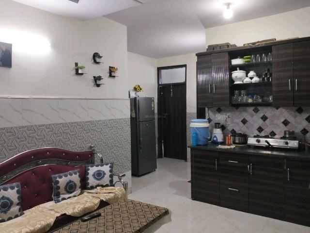 2 BHK Independent Builder Floor in Mayur Vihar Phase 1 for resale New Delhi. The reference number is 16972970