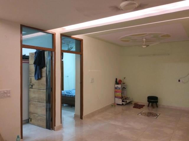 2 BHK Independent Builder Floor in Mayur Vihar Phase 1 for resale New Delhi. The reference number is 19702530