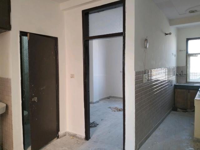 2 BHK Independent Builder Floor in Mayur Vihar Phase 1 for resale New Delhi. The reference number is 19702669