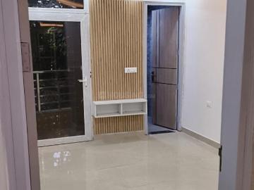 2 BHK Independent Builder Floor in Patparganj for resale New Delhi. The reference number is 19737324