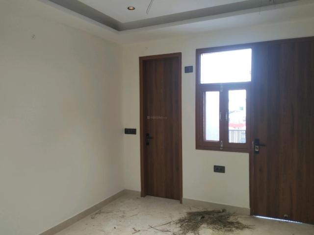2 BHK Independent Builder Floor in Mayur Vihar Phase 1 for resale New Delhi. The reference number is 20483109