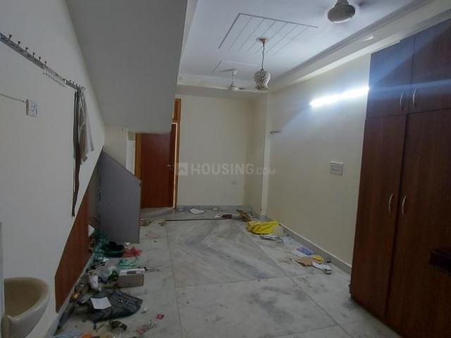 2 BHK Independent Builder Floor in Mayur Vihar Phase 1 for resale New Delhi. The reference number is 20509903