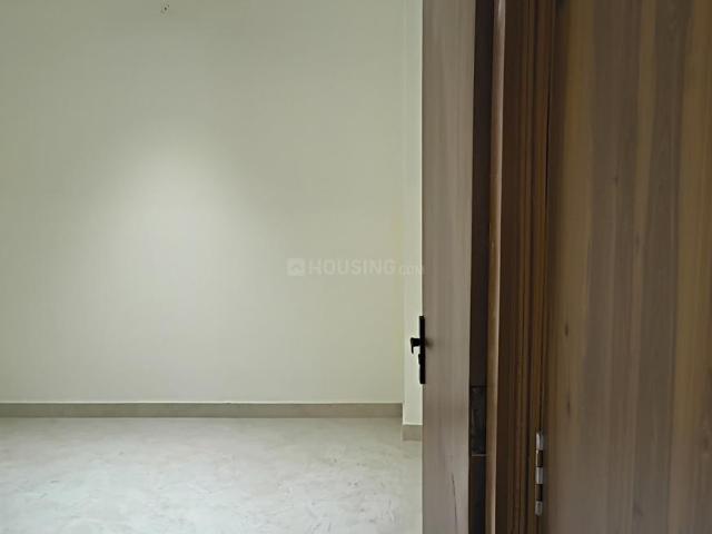 2 BHK Independent Builder Floor in Mayur Vihar Phase 1 for resale New Delhi. The reference number is 20545565