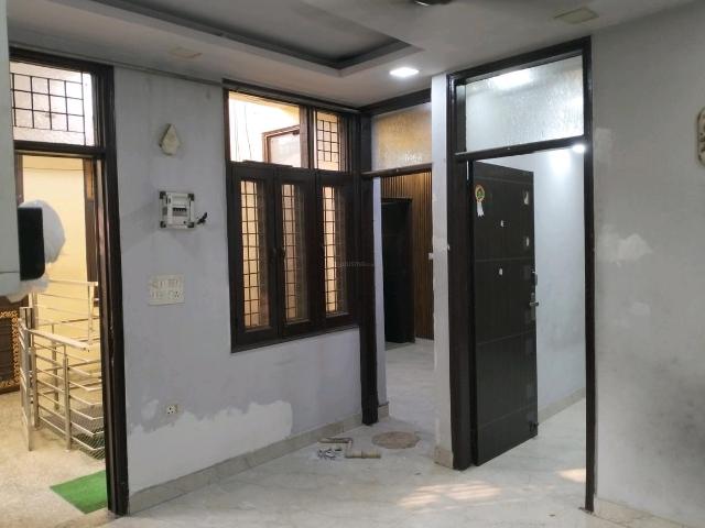 2 BHK Independent Builder Floor in Mayur Vihar Phase 1 for resale New Delhi. The reference number is 20607607