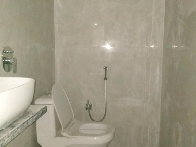 1 BHK Independent Builder Floor in Mayur Vihar Phase 1 for resale New Delhi. The reference number is 20969983