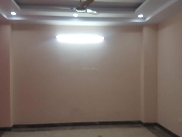 2 BHK Independent Builder Floor in Mayur Vihar Phase 1 for resale New Delhi. The reference number is 4260194