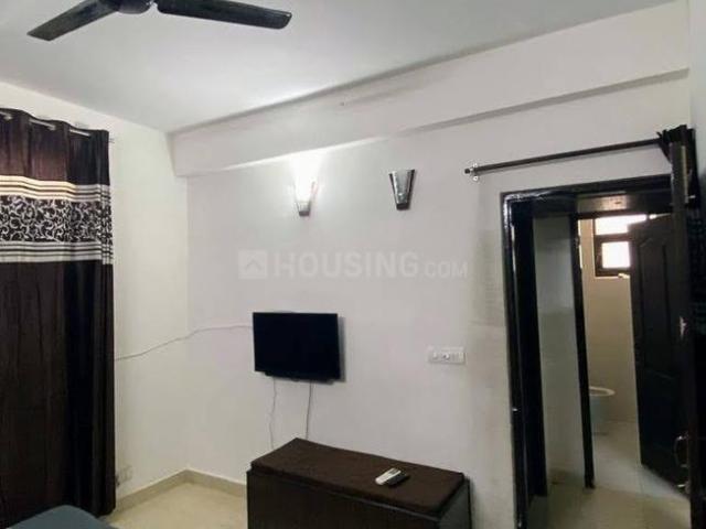 2 BHK Independent Builder Floor in Model Town for rent Bathinda. The reference number is 16975382