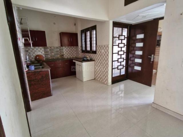2 BHK Independent Builder Floor in Model Town for rent Bathinda. The reference number is 21087288